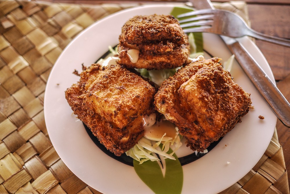 Fried Chicken Nusa Ceningan Restaurant