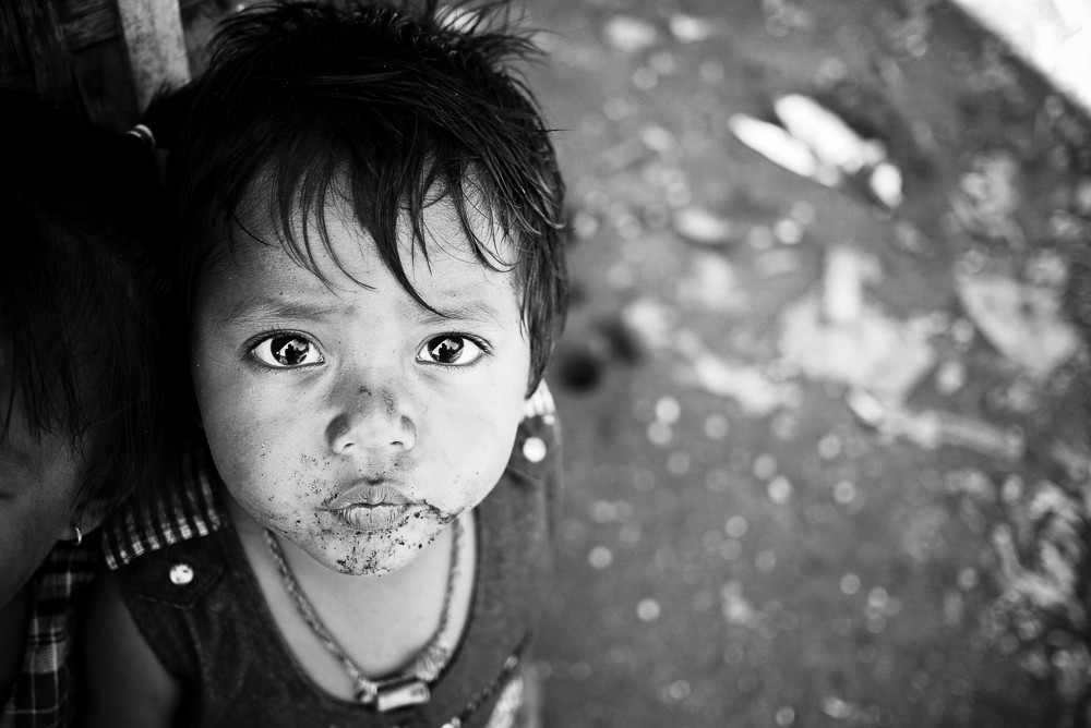 Child In Nusa Lembongan Fishing Village