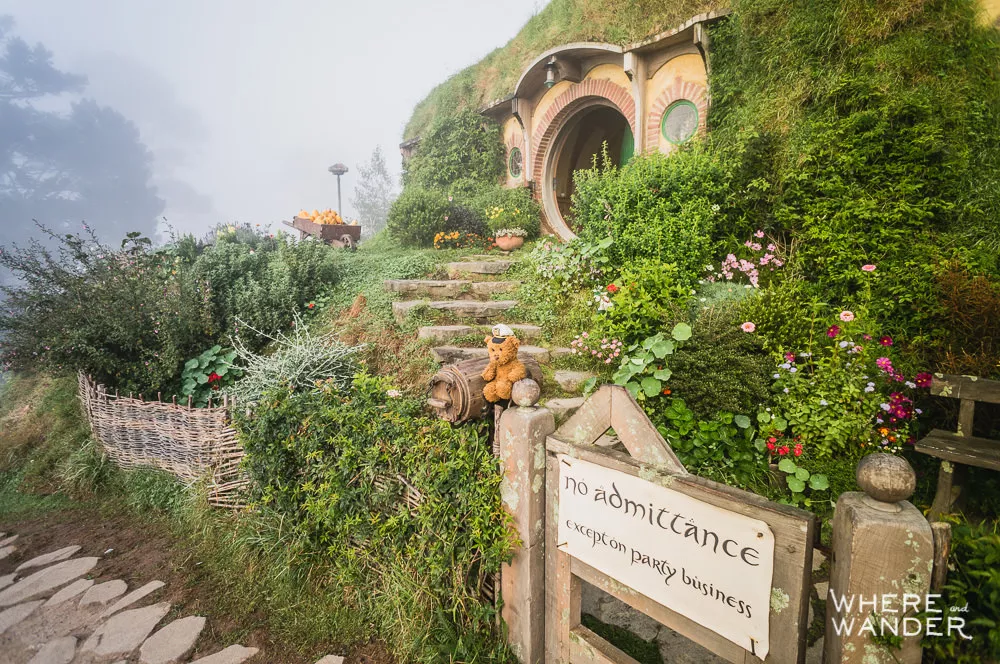The Hobbit Movie Set: No Admittance Except On Party Business