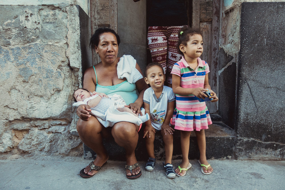 Portrait of Cuban family in Havana