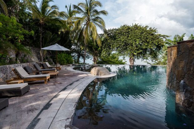 Topika at Punta Sayulita Pool