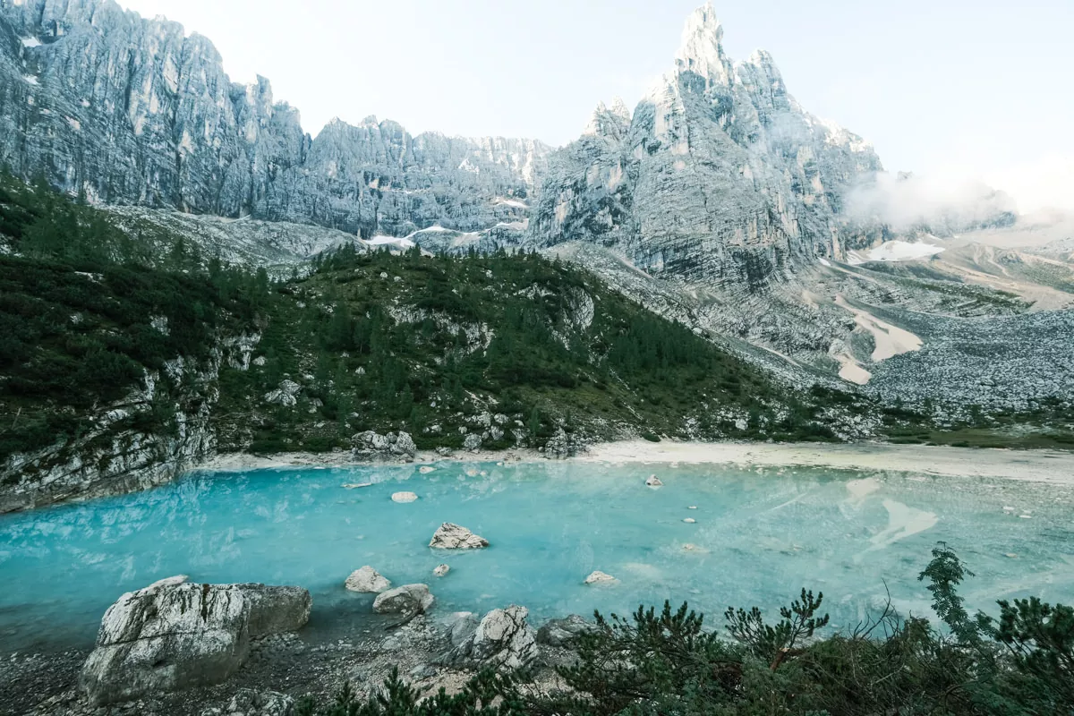 Lago Sorapis at sunrise shot on Fujifilm X-T4