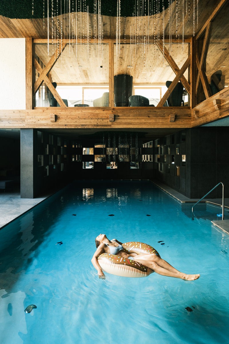 Hotel Marmolada Pool Float