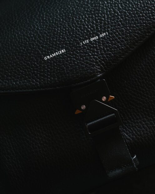 Grams28 172 Camera Bag close up of front