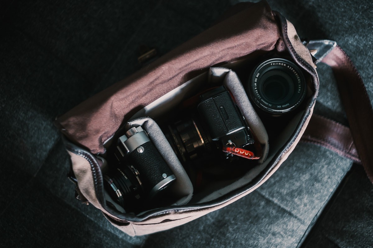 Ona Bowery waxed canvas field tan with Leica M2 and Fujifilm X-Pro2