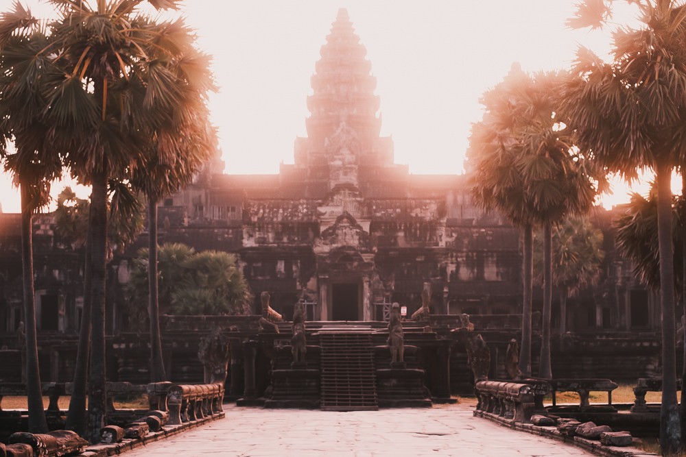 Angkor Wat main temple sunrise photography