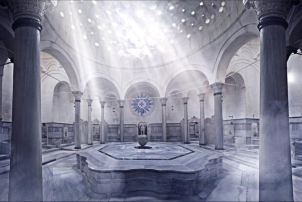 Cagalolgu Hamam central bath room in Istanbul