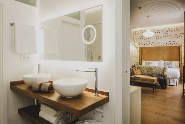 Hotel Amadeus Room