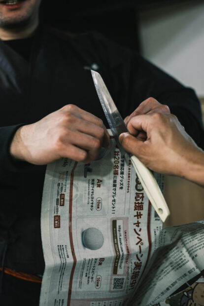 Using a dull knife for the paper test
