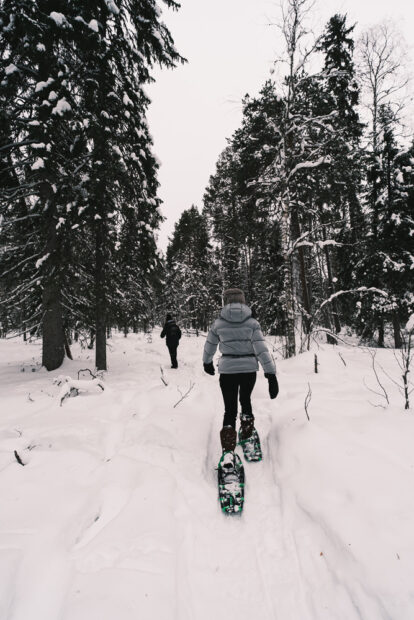 Snowshoe at Lake Norva Rovaniemi