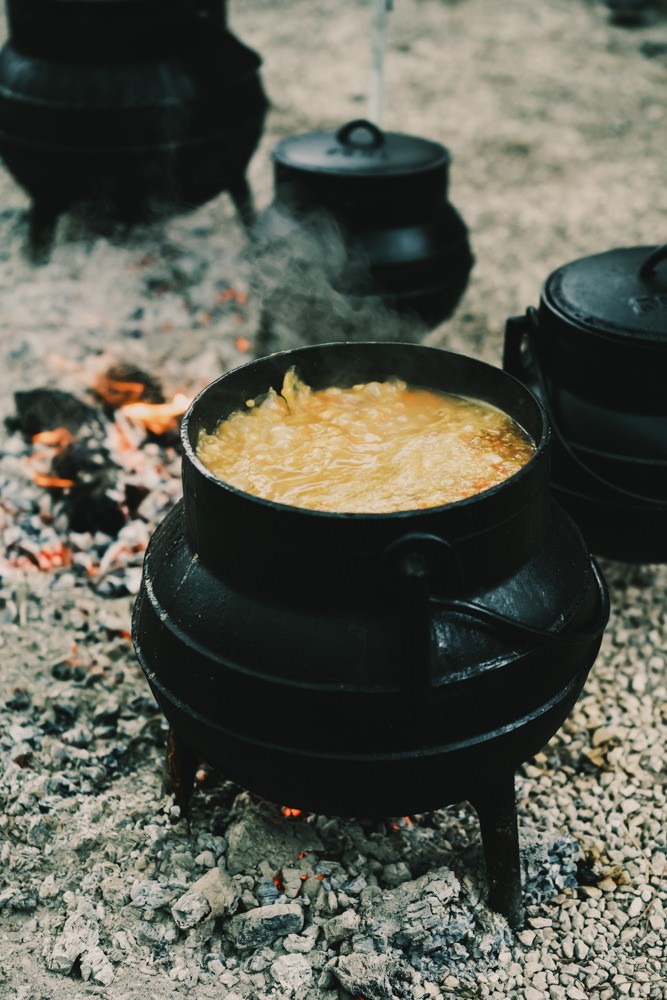 Bubbling cauldron at Chefs on Fire Cascais