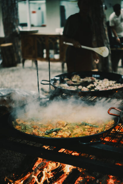 Giant paella pans with steam at Chefs on Fire Cascais