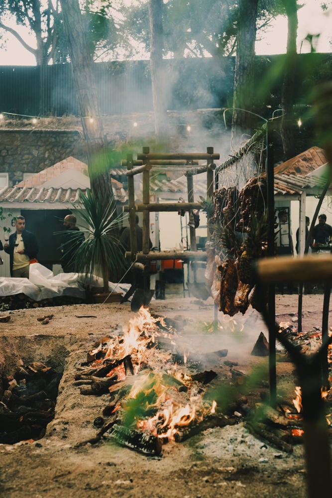 Open fire pit at Chefs on Fire Cascais