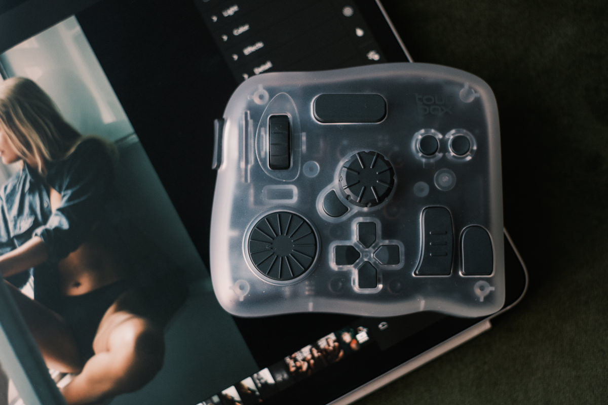 Tourbox Elite Plus with iPad Clip Studio Paint Review