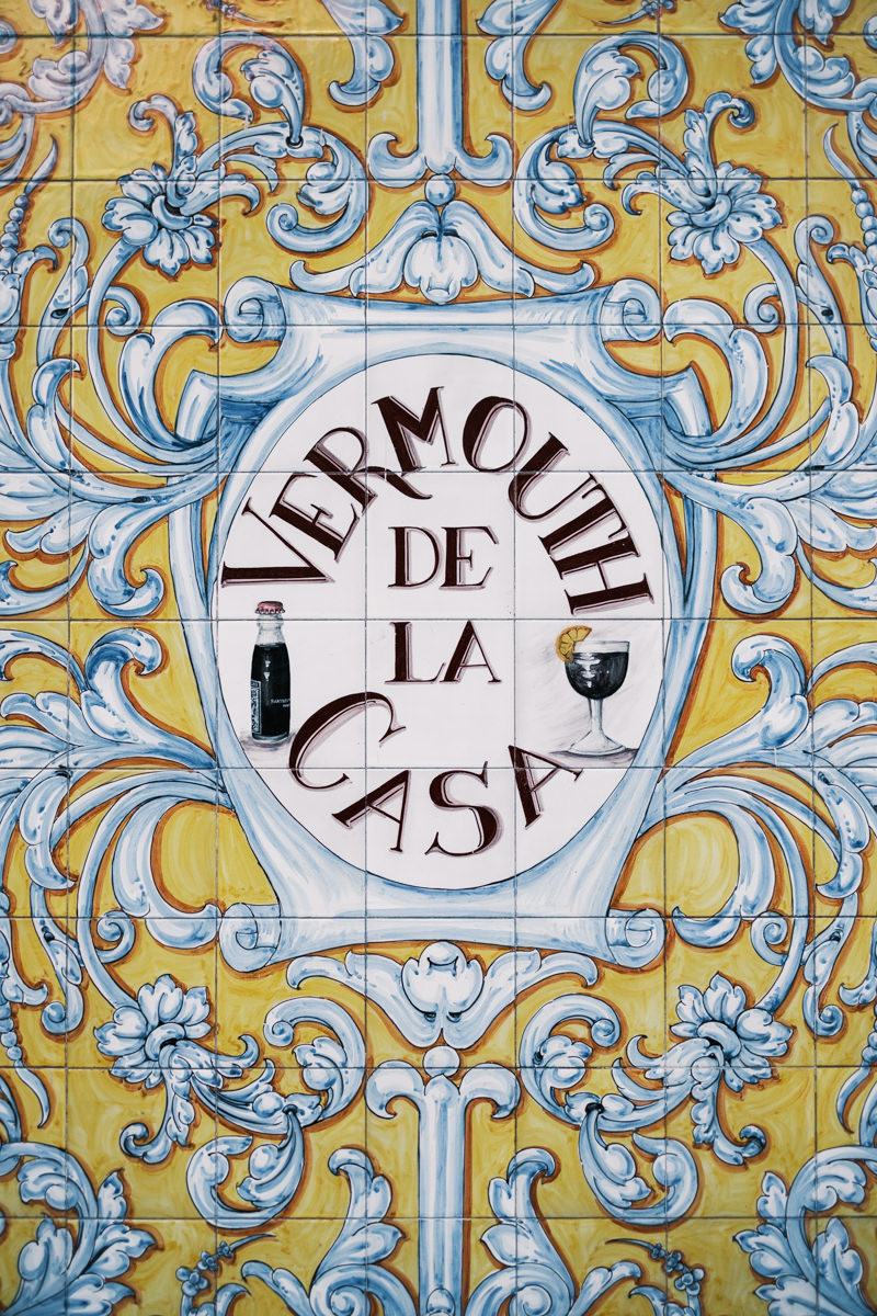 Vermouth de la casa tile wall