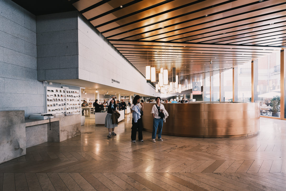 Prado museum gift shop
