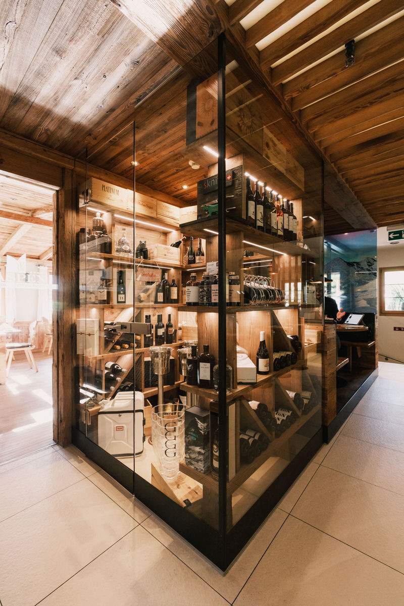 Wine room at Aspen Alpine Hotel in Grindelwald