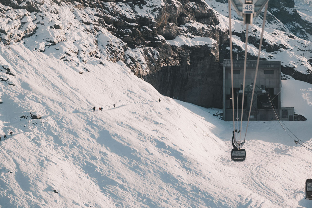 Hikers going up to Eigerglesicher